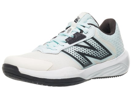 New Balance Women's 696 Tennis Shoe