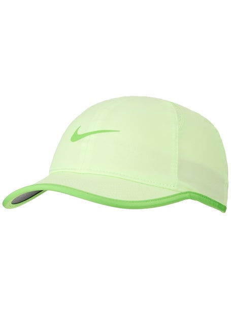 Nike Boys Spring Featherlight Hat